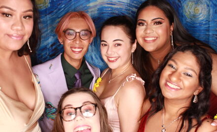 Uo A Hall Ball 4 037