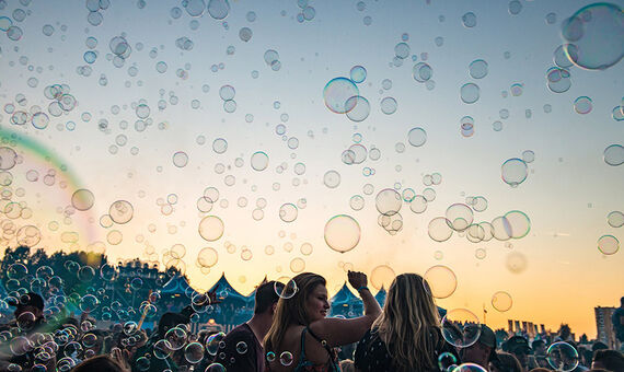 Smoke-Bubble-Blaster-Festival_4e9848aa42777959f87ae22752b09c77.jpg