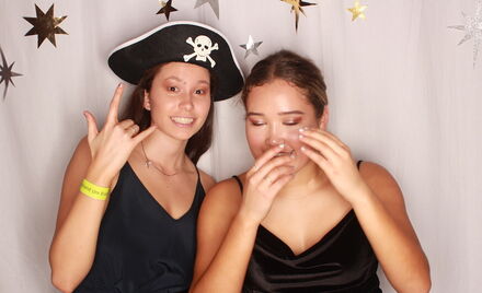 Uo A-Grafton-Hall-Ball-578