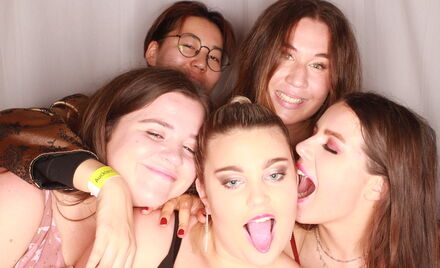 Uo A-ORorke-Hall-Ball-423