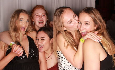 Uo A-University-Hall-Ball-009