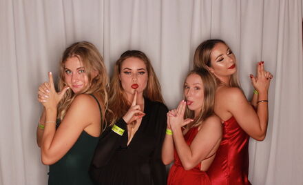 Uo A-University-Hall-Ball-459