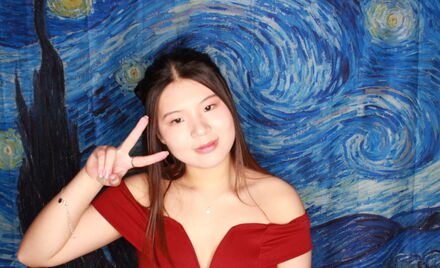 Uo A Hall Ball 4 010