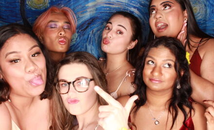 Uo A Hall Ball 4 039