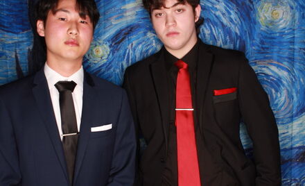 Uo A Hall Ball 4 049