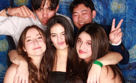 Uo A Hall Ball 4 060