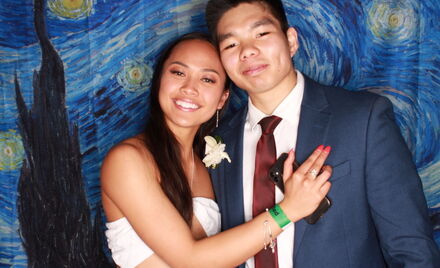 Uo A Hall Ball 4 077