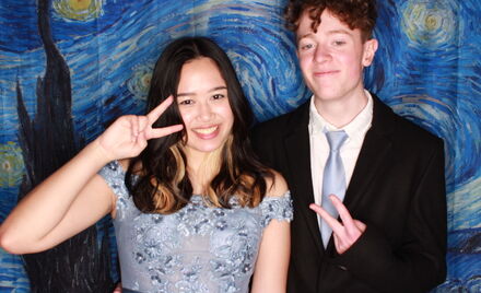 Uo A Hall Ball 4 089