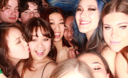 Uo A Hall Ball 4 187