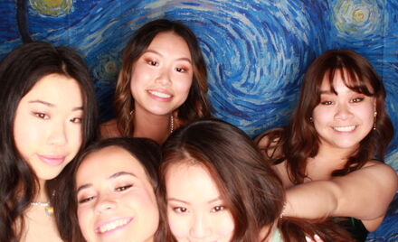 Uo A Hall Ball 4 193