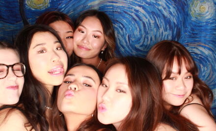 Uo A Hall Ball 4 195