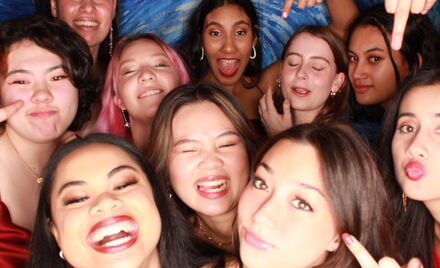 Uo A Hall Ball 4 207