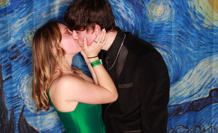 Uo A Hall Ball 4 302