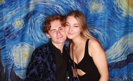 Uo A Hall Ball 4 310