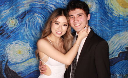 Uo A Hall Ball 4 313