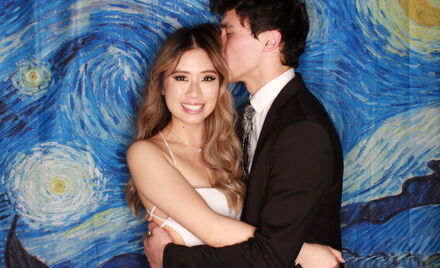 Uo A Hall Ball 4 314