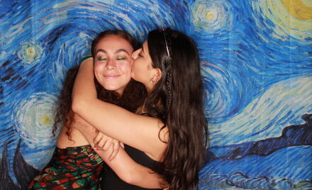 Uo A Hall Ball 4 318