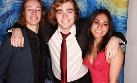 Uo A Hall Ball 4 324