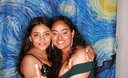 Uo A Hall Ball 4 395