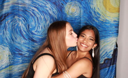 Uo A Hall Ball 4 432