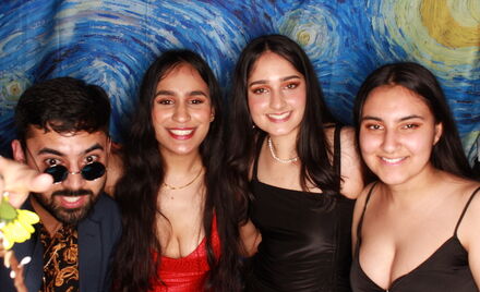 Uo A Hall Ball 4 441