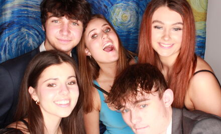 Uo A Hall Ball 4 445