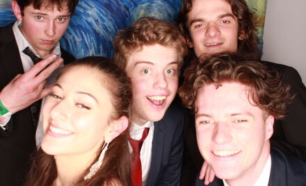 Uo A Hall Ball 4 478