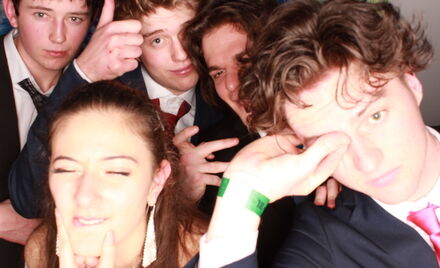 Uo A Hall Ball 4 480