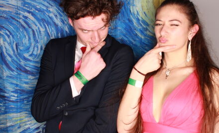 Uo A Hall Ball 4 483