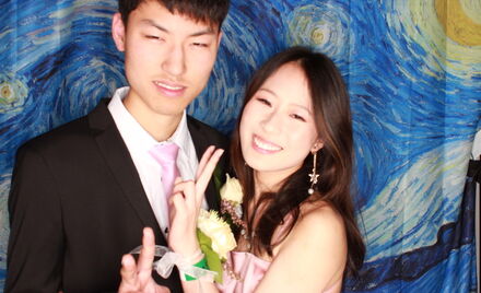 Uo A Hall Ball 4 513