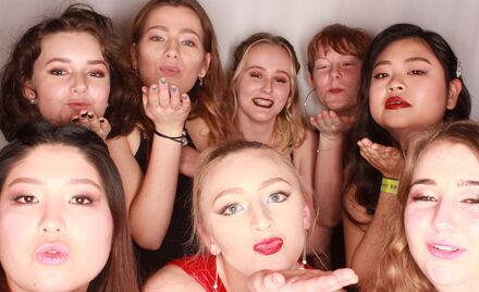 Uo A-Whitaker-Hall-Ball-027