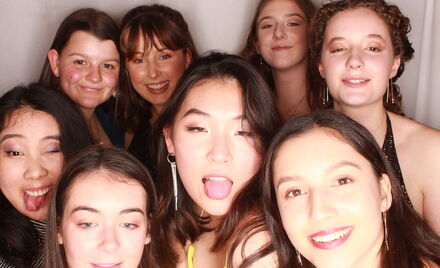 Uo A-Whitaker-Hall-Ball-055