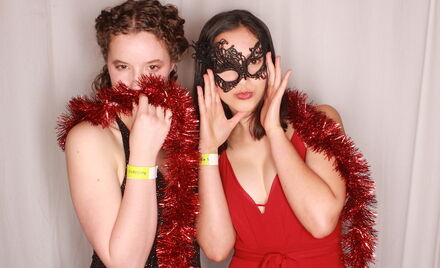 Uo A-Whitaker-Hall-Ball-062