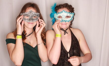 Uo A-Whitaker-Hall-Ball-072