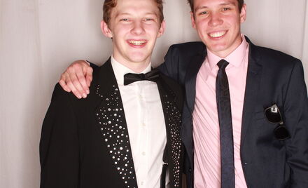 Uo A-Whitaker-Hall-Ball-097