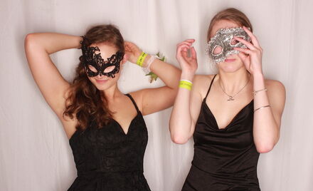 Uo A-Whitaker-Hall-Ball-245