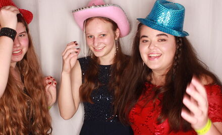 Uo A-Whitaker-Hall-Ball-380